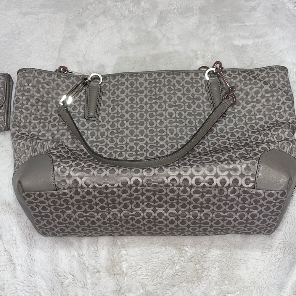 Coach signature tote